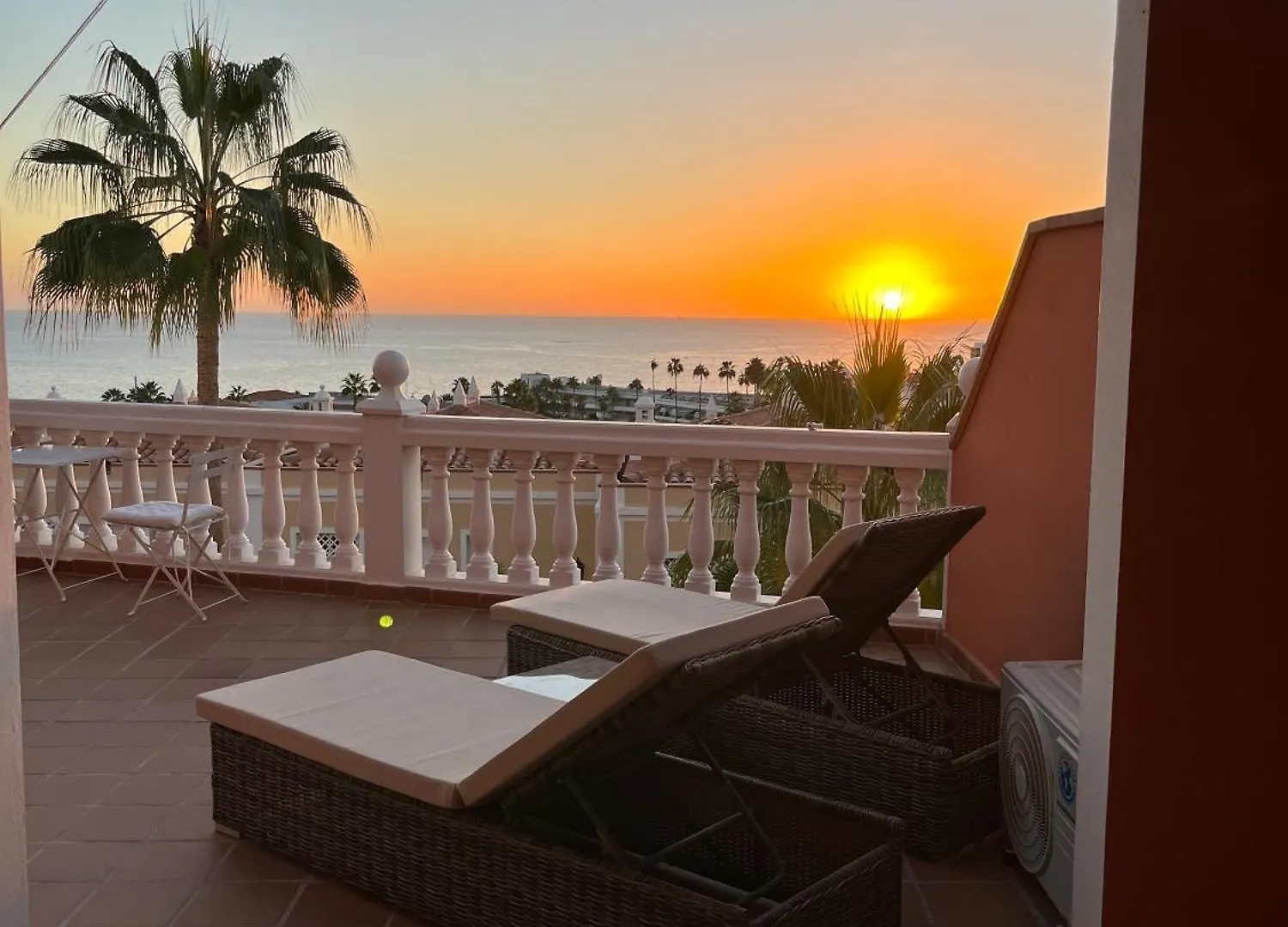 Playa Del Duque-Amazing Views 2 Bedroom Costa Adeje  Apartment